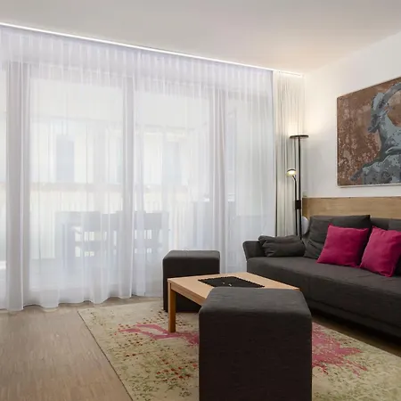 Apartahotel Alpenrock By Alps 4*